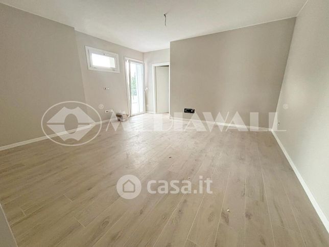 Appartamento in residenziale in Via San Pio X