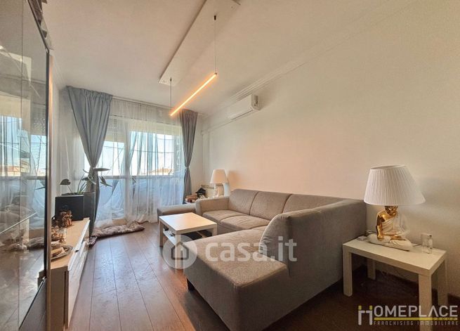 Appartamento in residenziale in Viale di Torre Maura 100