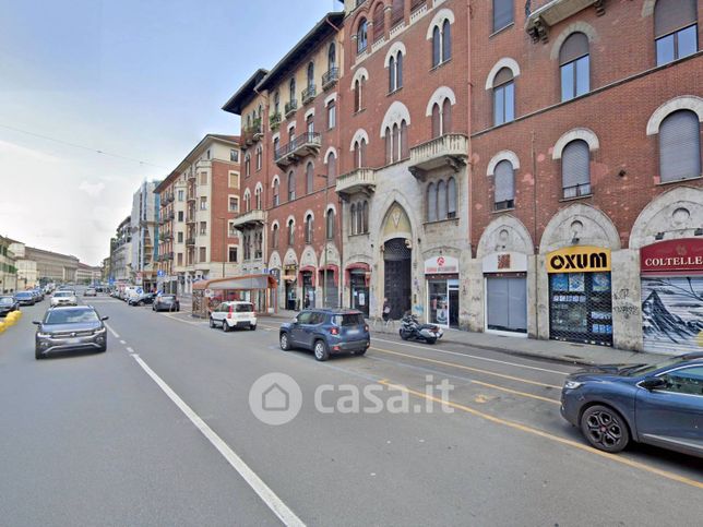 Ufficio in commerciale in Via Nizza 43