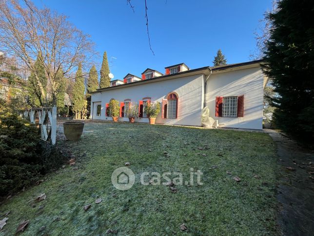 Villa in residenziale in Via Bruno Gussoni
