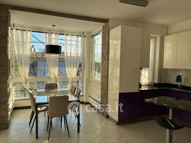 Appartamento in residenziale in Via Alessandro Manzoni 6