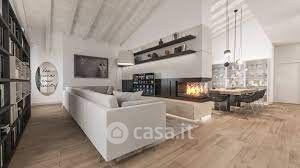 Villa in residenziale in Via Madonna del Violo 15