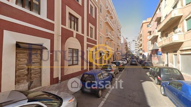Ufficio in commerciale in Via Alfredo Catalani 9