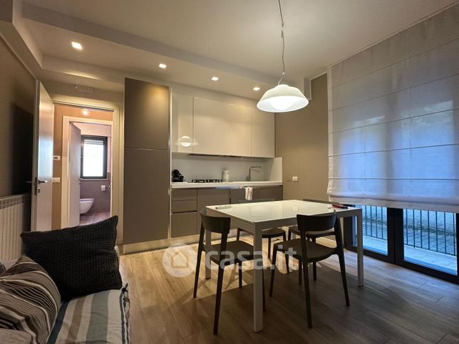 Appartamento in residenziale in Viale Cristoforo Colombo