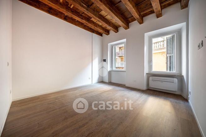 Appartamento in residenziale in Via San Salvatore Corte Regia 9