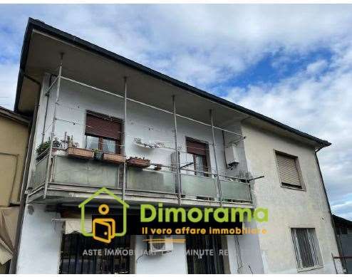 Appartamento in residenziale in Via Livornese 196
