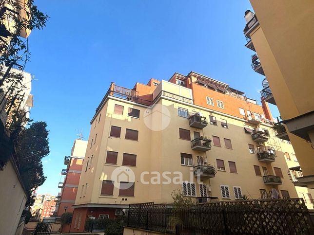 Appartamento in residenziale in Via degli Orti Gianicolensi 5