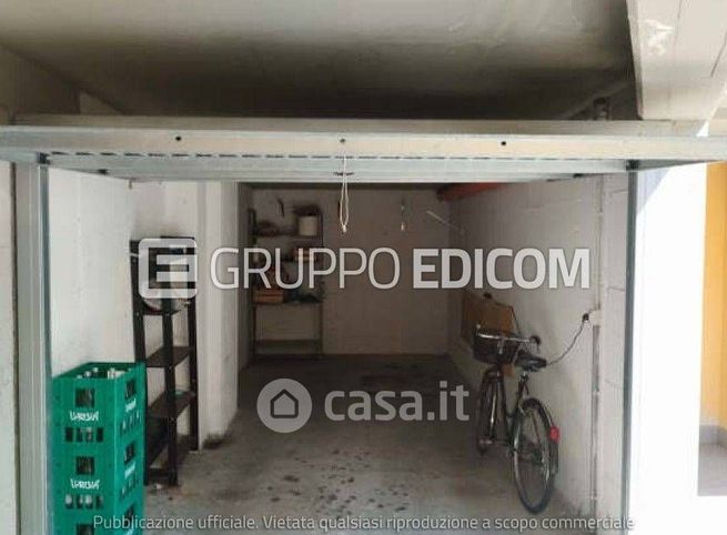 Box/posto auto in residenziale in Via Roma