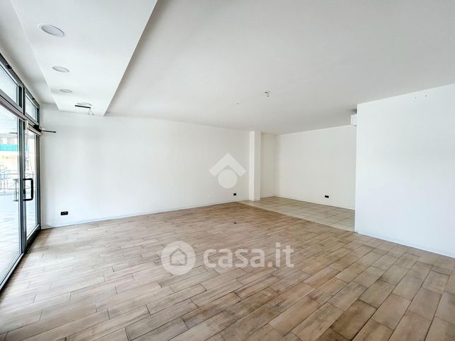 Appartamento in residenziale in Piazza Europa 29