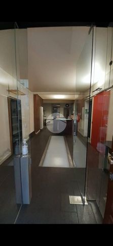 Capannone in commerciale in Via Michele Buniva 3