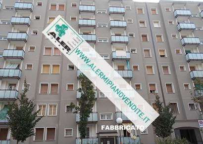 Appartamento in residenziale in Via Arturo Graf 40