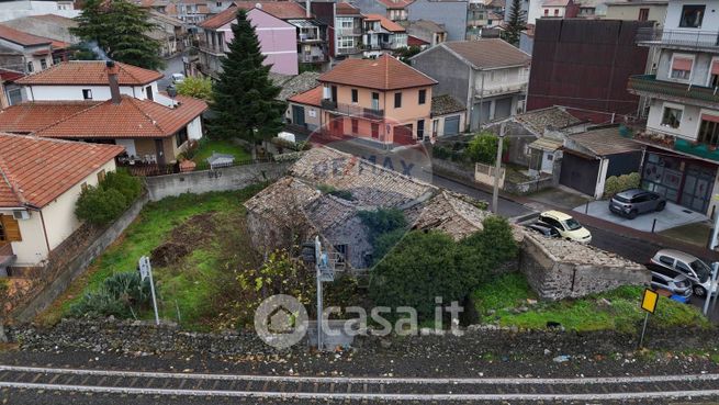 Terreno edificabile in residenziale in Via Saitta