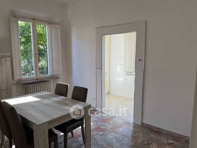 Appartamento in residenziale in Via Enrico de Nicola