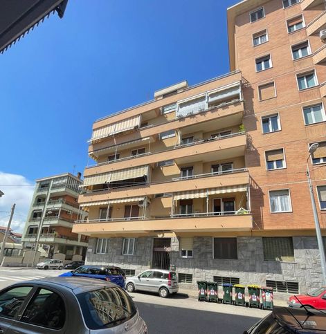 Appartamento in residenziale in Via Adamello 40