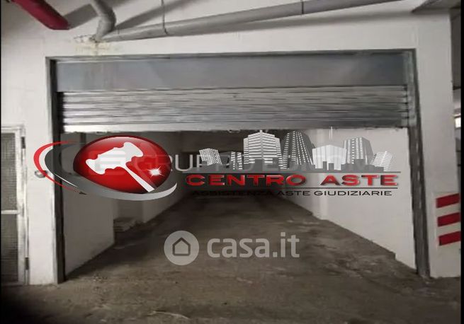 Garage/posto auto in residenziale in Via Carlo Soria