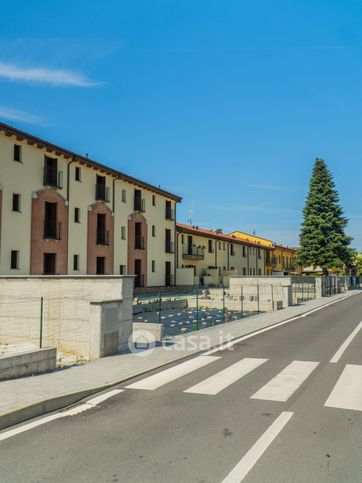 Appartamento in residenziale in Piazza Maria Montessori 20