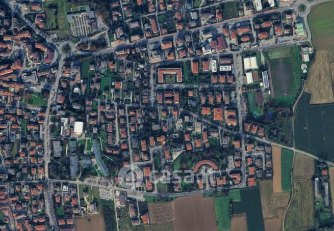 Box/posto auto in residenziale in Via Bravi