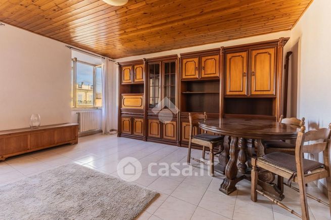 Appartamento in residenziale in Viale Giuseppe Garibaldi 44