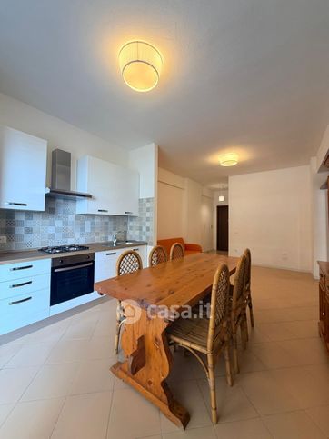 Appartamento in residenziale in Via del Mare 161