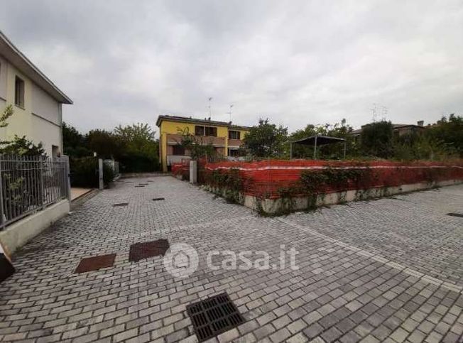 Terreno edificabile in residenziale in Via Diego Paderni