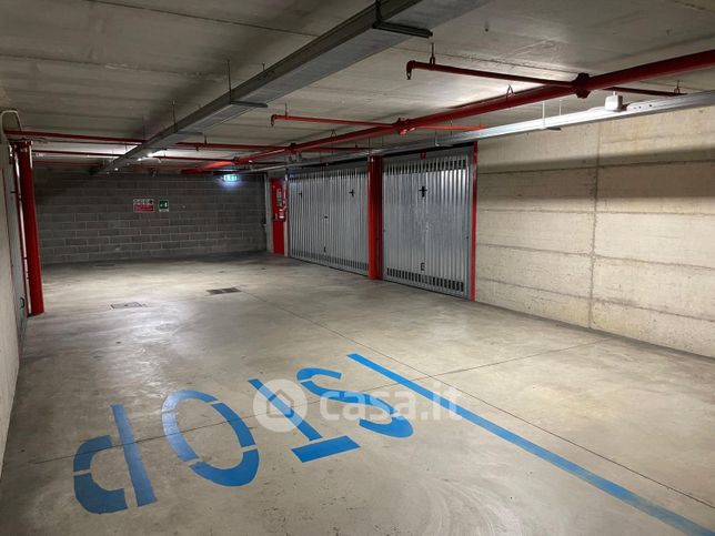 Garage/posto auto in residenziale in Via Podgora 161