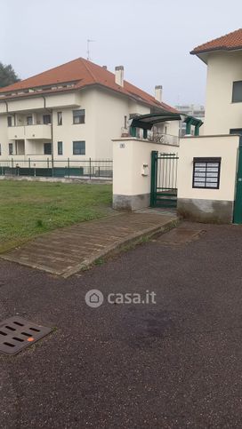 Appartamento in residenziale in Via F. Melzi
