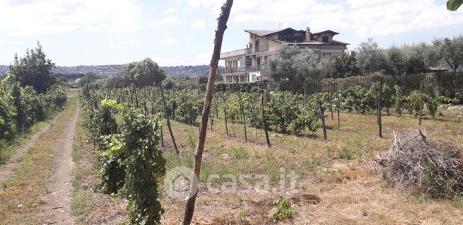 Terreno edificabile in residenziale in Via Marmolito