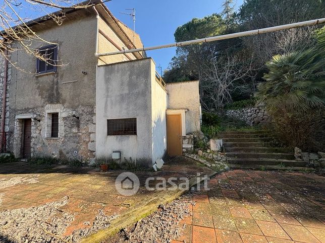 Casa indipendente in residenziale in Strada Campo Soriano 36