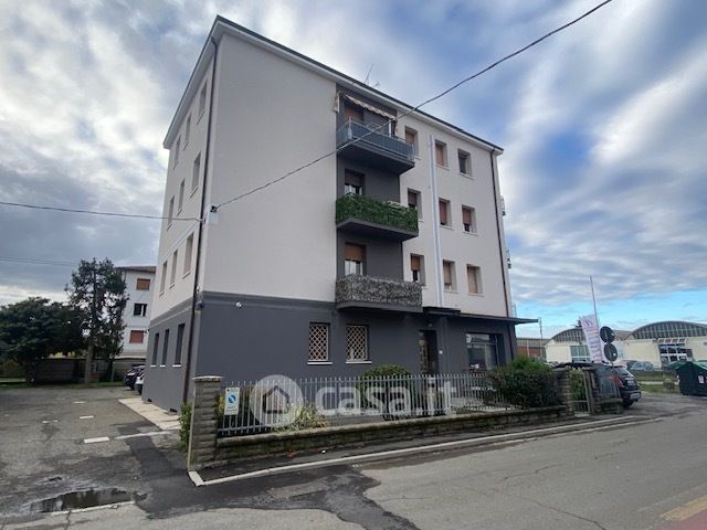 Appartamento in residenziale in Via Sirena 1