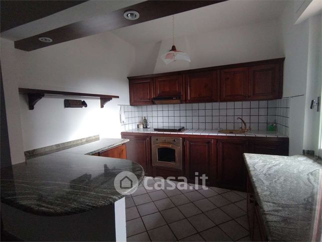 Appartamento in residenziale in Via Provinciale