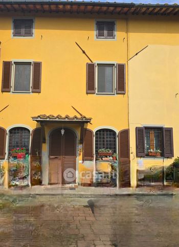 Casa indipendente in residenziale in Via Leccio