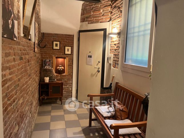 Capannone in commerciale in Via San Felice