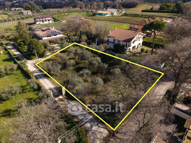 Terreno edificabile in residenziale in Strada Comunale Follana Numero 1