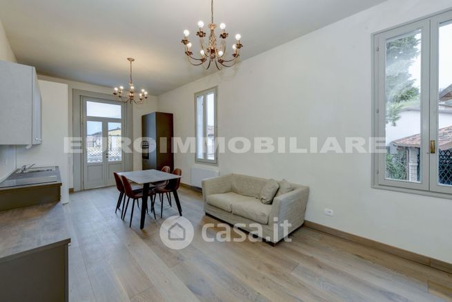 Appartamento in residenziale in Via Giovanni Battista Scalabrini 6