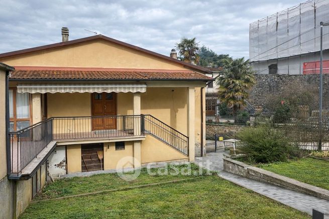 Casa indipendente in residenziale in Via di Caposelvi