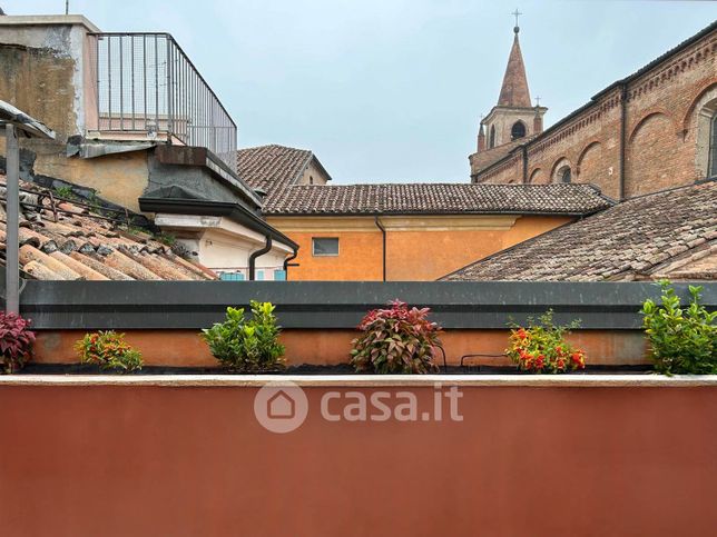 Appartamento in residenziale in Via Azzo da Correggio