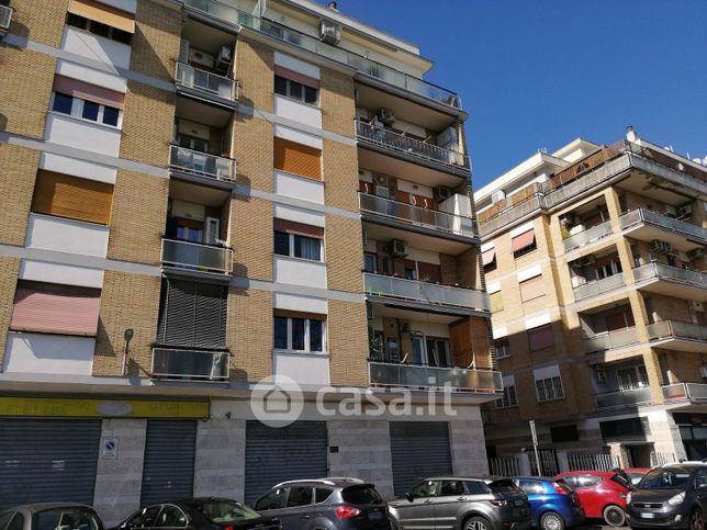 Appartamento in residenziale in Viale Giovanni Battista Valente