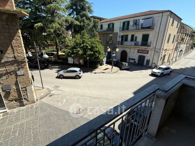 Ufficio in commerciale in Via Giovanni Amendola 61