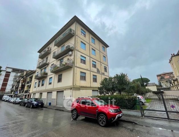 Appartamento in residenziale in Via Vittorio Alfieri 12
