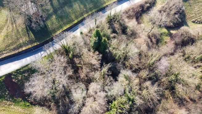 Terreno agricolo in commerciale in Via I Maggio