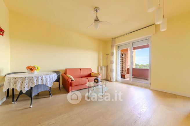 Appartamento in residenziale in Via Valera 31