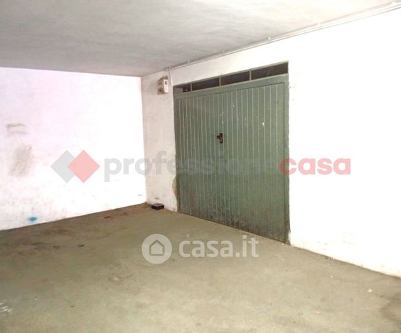 Garage/posto auto in residenziale in Via Soroviello