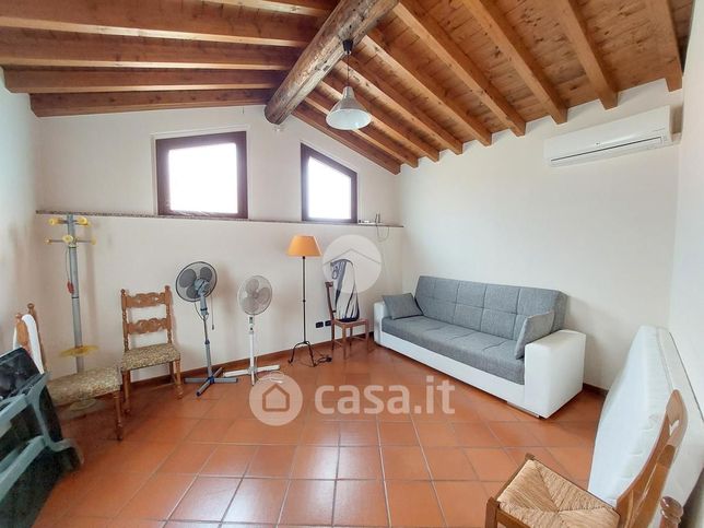 Ufficio in commerciale in Piazza Guglielmo Marconi 13