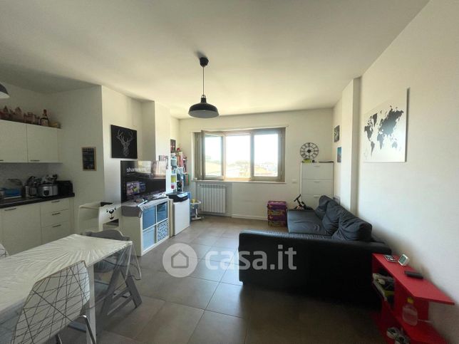 Appartamento in residenziale in Viale di Castel San Giorgio 24