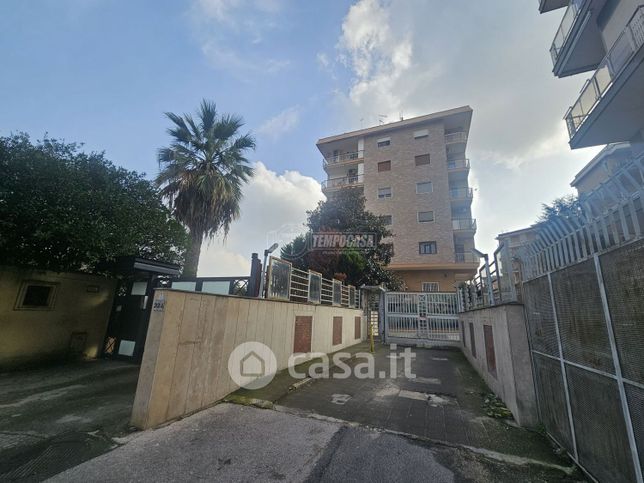 Appartamento in residenziale in Via Eduardo Nicolardi 224