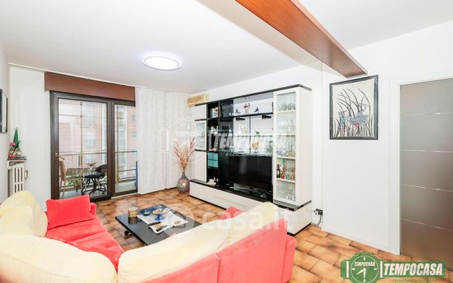 Appartamento in residenziale in Via Enrico de Nicola 4