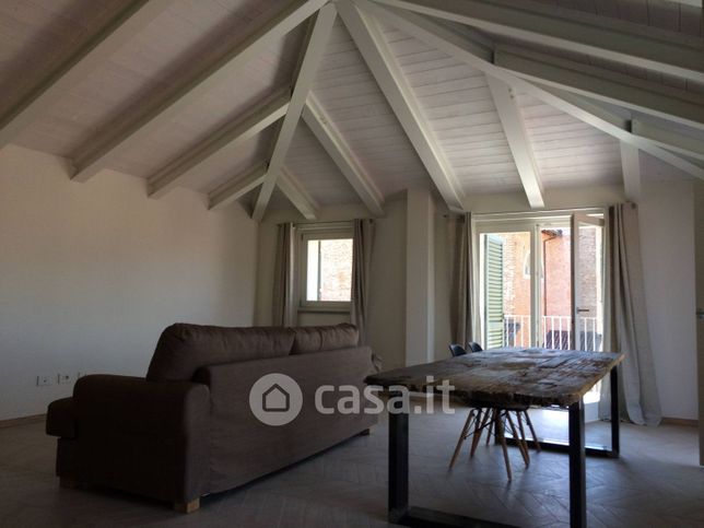 Appartamento in residenziale in Via Albussano 30