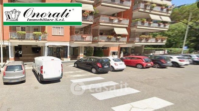 Ufficio in commerciale in Viale CittÃ  d'Europa