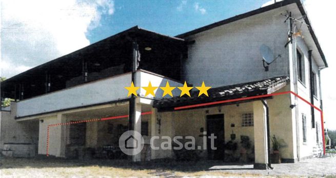 Appartamento in residenziale in Strada della Lucciola