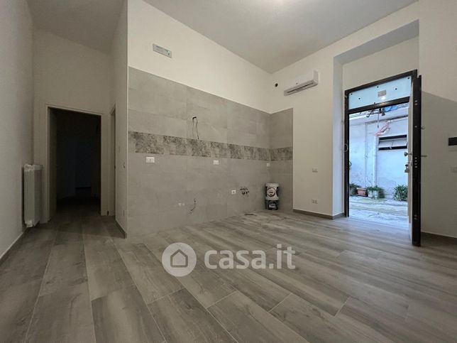 Appartamento in residenziale in Via Napoli 60